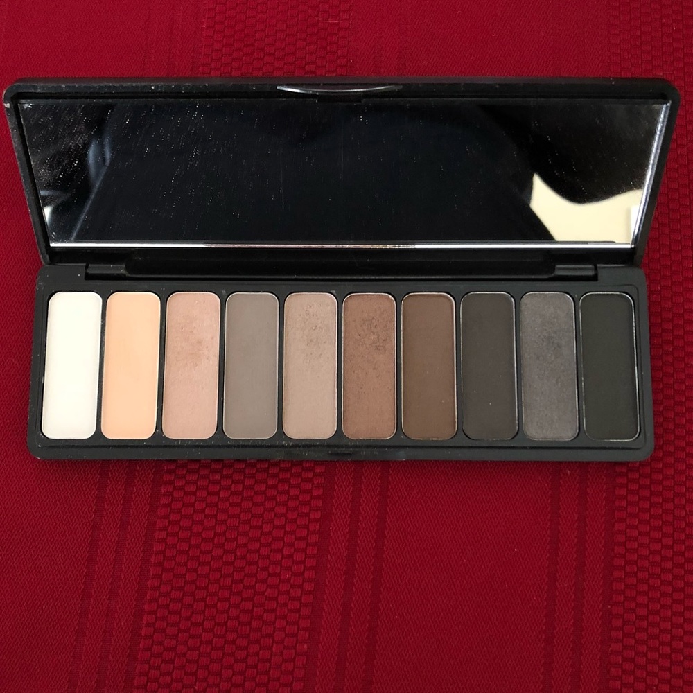 e.l.f. Everyday Smoky Eyeshadow Pallet
